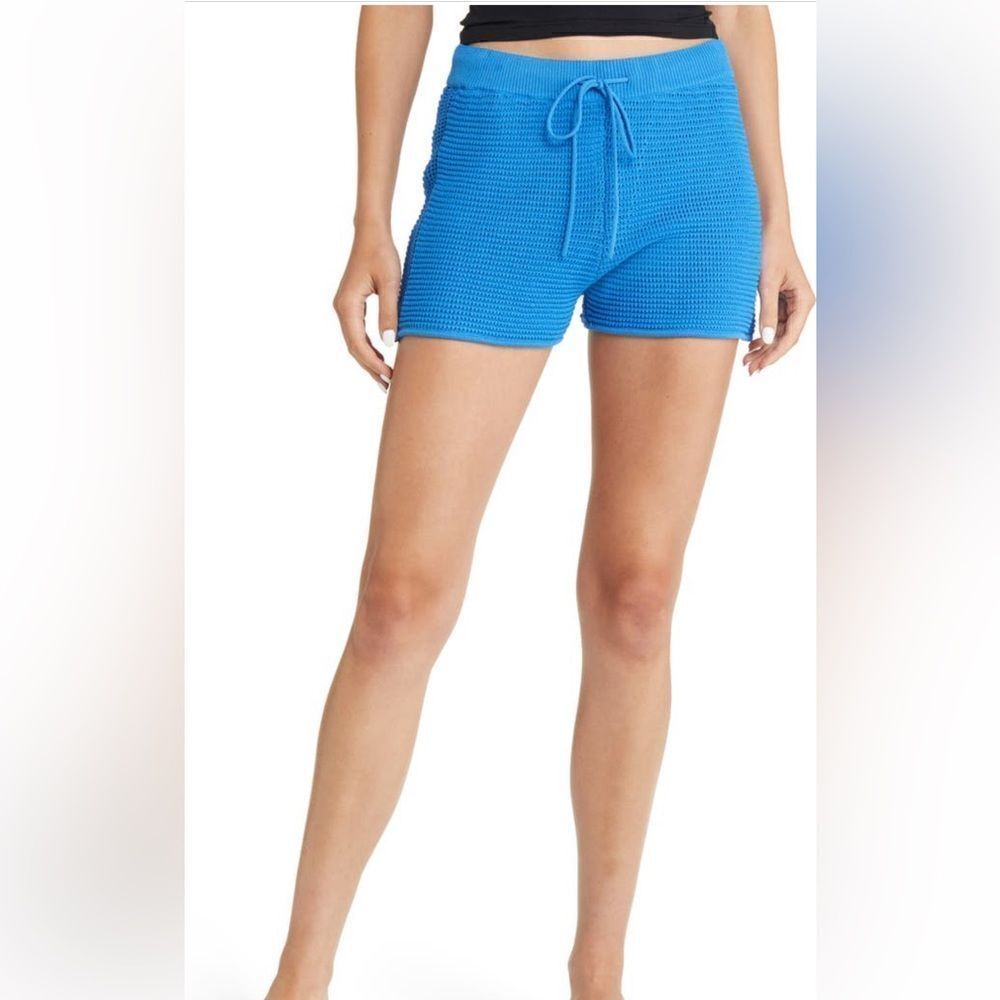 Frame  Women’s waffle stitch shorts in blue size M, size L
